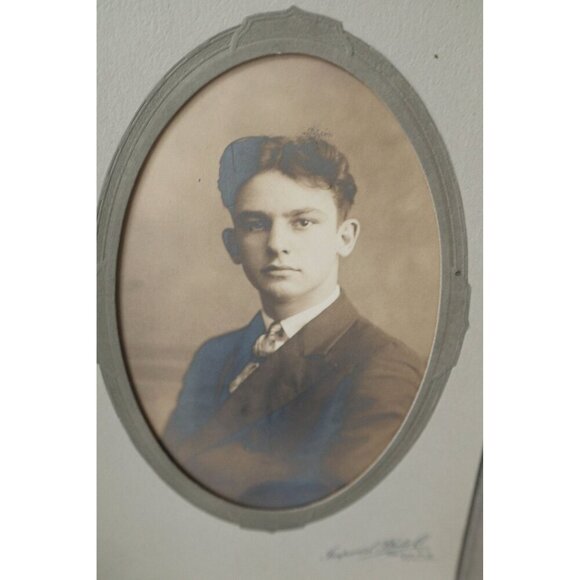 5 Victorian Photographs on Board Man Woman Baby Portrait Vintage Black White Pic - Picture 5 of 6